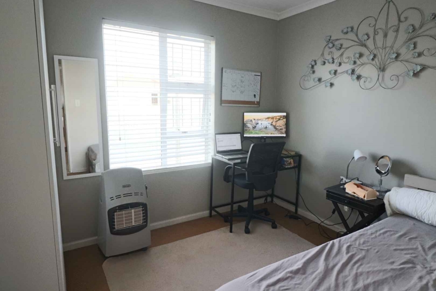 2 Bedroom Property for Sale in Parklands Western Cape